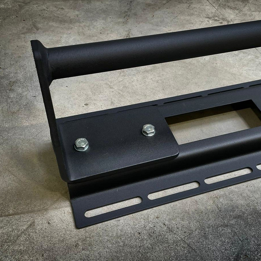 HOME WALL-MOUNTED PULL-UP BAR